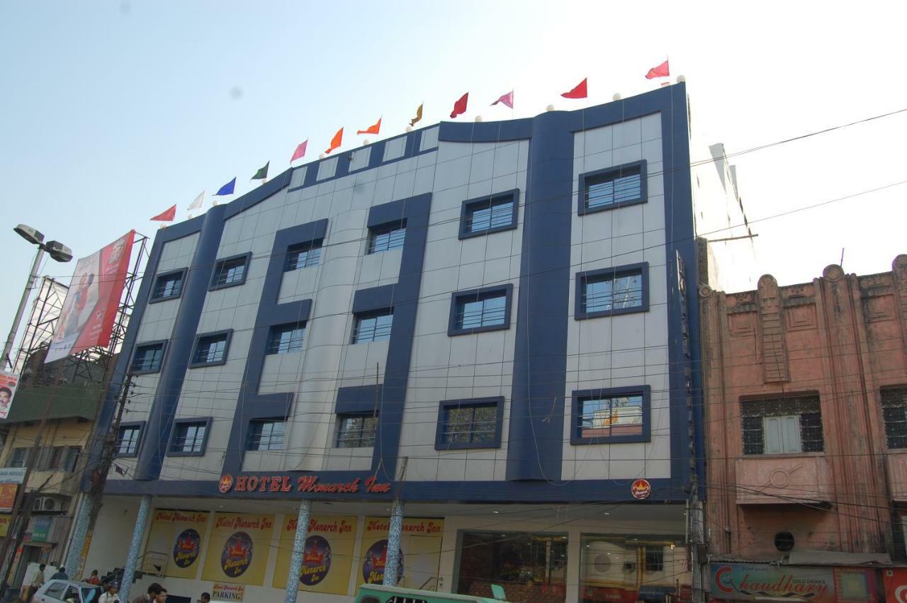 Hotel Monarch Inn Lakhnau Kültér fotó