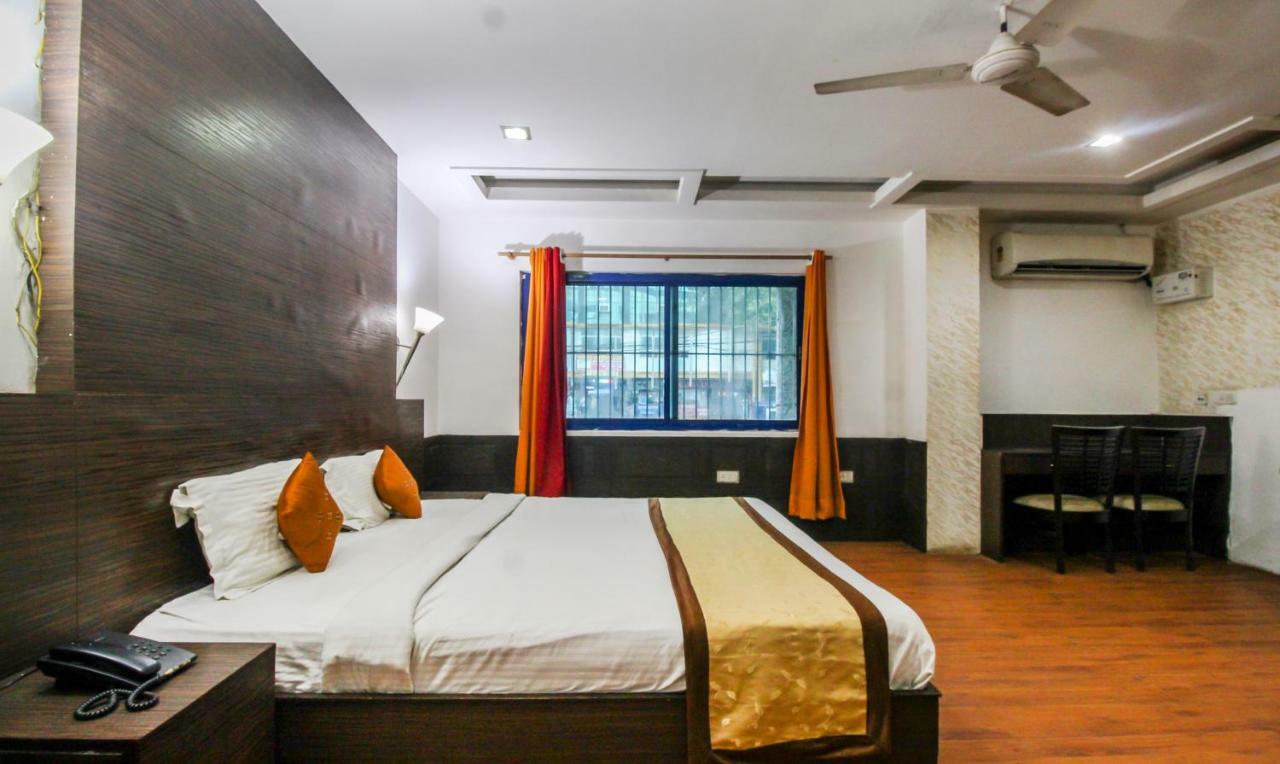 Hotel Monarch Inn Lakhnau Kültér fotó